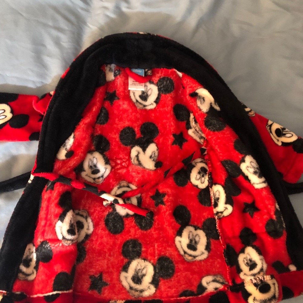 Disney Mickey Plush Bathrobe - Picture 7 of 10
